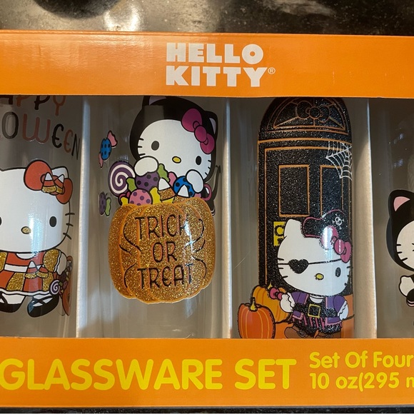 💖Hello Kitty Halloween Glassware Set - Picture 5 of 5